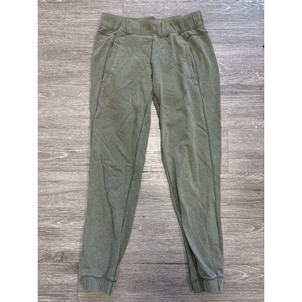 Lululemon Women's Softstreme Relaxed Fit Sweatpants Olive Green Size 4 - Picture 5 of 8